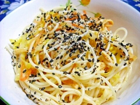 簡単^＾市販のドレッシングで胡麻スパサラダ